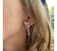 QueenMee Accessories Drop Earrings Vintage Inspired Floral in Crystal - Rose Gold