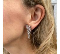 QueenMee Accessories Drop Earrings Vintage Inspired Floral in Crystal - Silver
