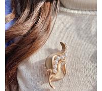QueenMee Accessories Pearl Brooch Gold Pea - As Seen in The Lady