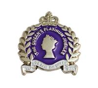 Queen's Platinum Jubilee Enamel Pin 1952-2022 Wreath Crown Brooch Commemorative Badge Memorabilia Gift