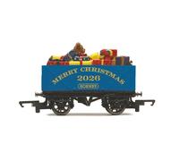 R60330 Hornby OO Gauge 7 Plank Open Wagon with Gift Load - Merry Christmas 2026