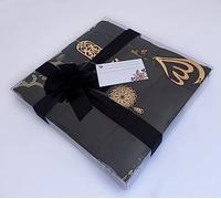 RAMSE Muslim Prayer Rug, 7 In One Gift Set, Prayer Mat Surah Book, Tasbeeh, Scarf, Surah Case, Bookmark, Car Mirror Hanger, Prayer Beads,Islamic Gift for Umrah, Hajj, Wedding, Janamaz (BLACK)