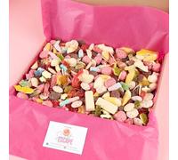 Random assorted pick and mix sweets and chocolate letter box gift. Fizzy and non fizzy sweet box inside a hamper gift box great for birthdays and all occasions.