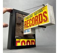 Record Store Retro Wall Light, Vintage Vinyl Record Wall Decor for Music Room, Bar or Studio Decor, Retro Room Aesthetic, Yellow Eye-Catching Sign, Record Collector Gift, Light Signs (1PC)