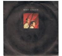 Red Box - Lean On Me Ah-Li-Ayo / Stinging Bee