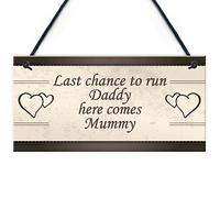 RED OCEAN Wedding Decoration Plaque To Run Funny Reception Decor Sign Mummy Daddy Gift Couples Present