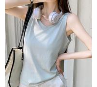 Relaxed fit sleeveless tank top with round neckline for women, appropriate for wearing year round in various casual scenes (L green)