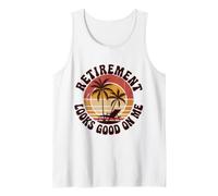 Retirement Looks Good on Me Retro Sunset Design Tank Top