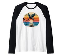Retro Kingfisher Diving Into Water with Splash Art Birder Raglan Baseball Tee