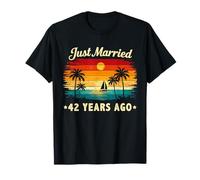 Retro Vintage Just Married 42 Years Ago 42 Year Anniversary T-Shirt