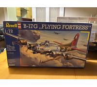 Revell B17G Flying Fortress 1:72 Airplane Model Kit