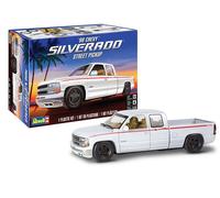 Revell Plastic Model Kit 1999 Chevy Silverado Custom Pickup 1:25 Scale Unbuilt/Unpainted 14538
