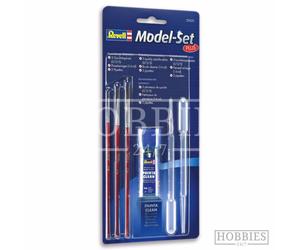 Revell Model Set Plus 3 Paint Brushes 14ml Brush Cleaner and 2 Pipettes 29620