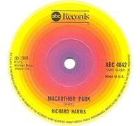 Richard Harris - MacArthur Park / The Yard Went On Forever