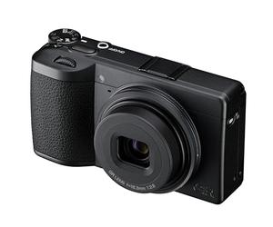 RICOH GR IV Monochrome with dedicated CMOS Image Sensor exclusively engineered for monochrome photography. NEW 25.74MP APS-C Size CMOS Sensor, NEW GR ENGINE 7, NEW 28mm f2.8 GR Lens