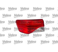 RIGHT COMBINATION REAR LIGHT FITS: TOYOTA AVENSIS SALOON 2.0 D-4D /1.6 /1.8 /