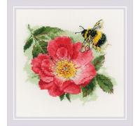 Riolis Counted Cross Stitch kit 2210 Furry Bumblebee