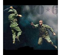 Risjc 1/35 resin soldier model WWII infantry melee combat Die casting model kit//N22743(Unassembled and unpainted)