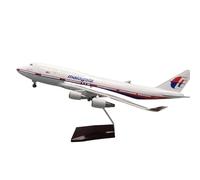 RIVPAHGQ Replica Aircraft Models 1/150 Scale Civil Aircraft Replica 47cm Malaysia Airlines For Boeing 747 Plane Model For Aviation Display Miniature Airplane Model(With light)