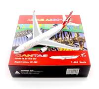 RIVPAHGQ Replica Aircraft Models 14cm Scale Airplane Models 1/400 For Qantas For Airbus A330-200 VH-EBL Exquisite Die-cast Aircraft Miniature Airplane Model