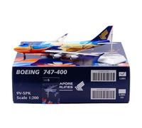 RIVPAHGQ Replica Aircraft Models 35cm Beautiful Scale Aircraft Models 1/200 For Singapore Airlines B747-400 9V-SPK Airplane Aviation Exhibits Miniature Airplane Model(Standard)