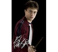 RJR PRINTS Daniel Radcliffe As Harry Potter, Signed 12x8 Inch Autograph Photo With Print Pre Printed Signatures Which Would Make A Great Gift For Any Fan