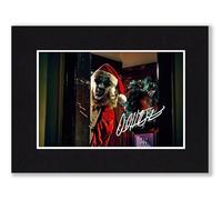 RJR PRINTS David Howard Thornton As Art The Clown - Terrifier Signed 8x6 Inch Mounted Photo With Pre Printed Autographs That Would Make A Great Gift For Any Fan And Is Ready To Be Framed.