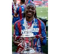 RJR PRINTS Eberechi Eze - Crystal Palace 2025 FA Cup FInal Signed 12x8 Inch Montage Autograph Photo Print WIth Pre Printed Signatures Which Would Make A Superb Gift For Any Fan.