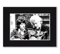 RJR PRINTS Elisabeth Sladen & Jon Pertwee- Doctor Who Signed 8x6 Inch Mounted Photo Print With Pre Printed Autograph That Would Make A Great Gift For Any Fan And Is Ready To Be Framed.