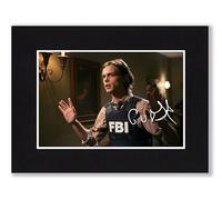 RJR PRINTS Matthew Gray Gubler - Criminal Minds Signed 8x6 Inch Mounted Photo Print With Pre Printed Autograph That Would Make A Great Gift For Any Fan And Is Ready To Be Framed.