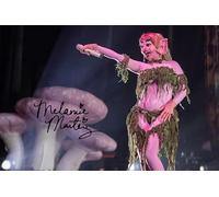 RJR PRINTS Melanie Martinez, Signed 12x8 Inch Autograph Photo With Print Pre Printed Signatures Which Would Make A Great Gift For Any Fan