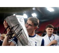 RJR PRINTS Micky Van De Ven - Tottenham Hotspur 2025 Europa League Signed 12x8 Inch Montage Autograph Photo Print WIth A Pre Printed Signature Which Would Make A Superb Gift For Any Fan.
