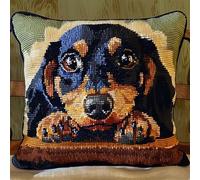 RKFLGEW DIY Latch Hook Kits Dachshund Animal Latch Hook Cushion Kits Cute Dog DIY Latch Hook Cushion Kit Beginners Adults Teenager Gift Embroidery Home Decoration Latch Hook Kit 43x43cm