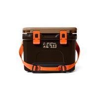 Roadie 15 Cooler in Wetlands Camo