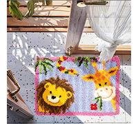 ROCKY&CHAO Latch Hook Rug Kit, DIY Latch Hook Lion and Giraffe Rug Making Kit for Adults Kids, Lion and Giraffe Cross Stitch Kit Carpet Making Cushion Needlework for Beginners, Home Decor, 50×38 cm