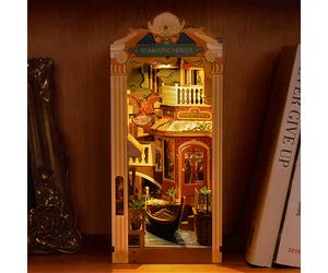 Romantic Venice Street Book Nook Kit