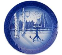 Royal Copenhagen Christmas Plate 2021 Winter in The Garden 1057622