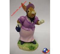 Royal Doulton Bunnykins LADY RATLEY HER LADYSHIP EXPLAINS DBR 6 Handpainted Polyresin Matt Finish Figurine
