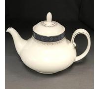 Royal Doulton Sherbrooke Pattern 6 Cup Tea Pot 20cm Tall Fine Bone China U.K. Made