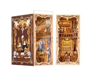 Royal Wardrobe Model Toy High Quality