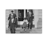Ruby Bridges Walked to The School Under The Escort of Three Federal Marshals Poster Decorative Painting Canvas Wall Posters And Art Picture Print Modern Family Bedroom Decor Posters 16x24inch(40x60cm)
