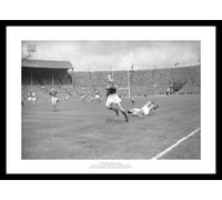 Rugby League Framed Leeds 1957 Challenge Cup Final Photo Memorabilia
