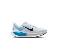 Running shoes Nike Vomero 18 42