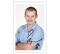 RYAN MALONEY Signed 6X4 Inch Photo With Print Pre Printed Signature NEIGHBOURS - Toadie/ Toadfish/ Jarrod Rebecchi Autograph Gift, Full Colour