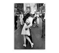 Sailor Kissing Nurse In Times Square Poster Decorative Painting Canvas Wall Posters And Art Picture Print Modern Family Bedroom Decor Posters 08x12inch(20x30cm)