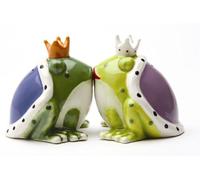 Salt & Pepper Shakers Set - KISS A LOT OF FROGS New Ceramic Gifts 8166