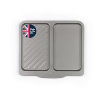 Salter Essentials Split Baking Tray - Non-Stick Coating, Rectangular Dual Baking Tray, Dishwasher Safe, Easy to Clean, Made in The UK, Durable Carbon Steel, Lightweight Oven Sheet, PFOA-Free, BW13673