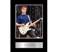 Sam Fender Pre Printed Signature Signed Mounted Photo Display #1 Printed Autograph Picture 10x8 Inch Mount