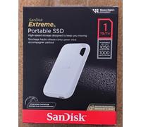 SanDisk 1TB Extreme Portable SSD external drive - 1050 MB/s Read/1000MB/s Write