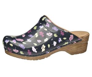 Sanita | Illo Mule Clog | Original Handmade Flexible Patent Leather Clog for Women | Maximum Stability | Anatomical Shaped Footbed with Soft Foam | Shock Absorbing Heel | Black | 5 UK